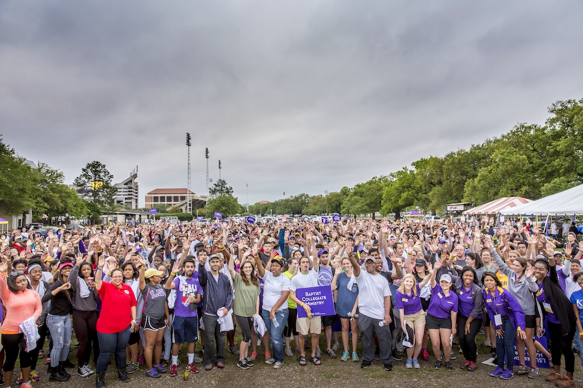 volunteer group photo